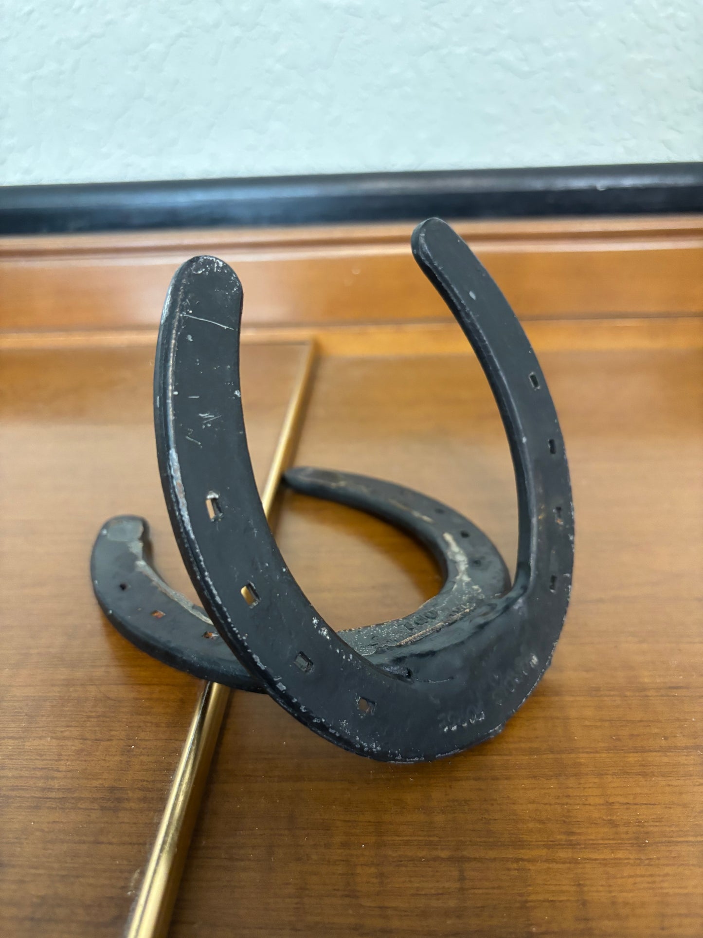 *VINTAGE* HORSE SHOE BOOT JACK