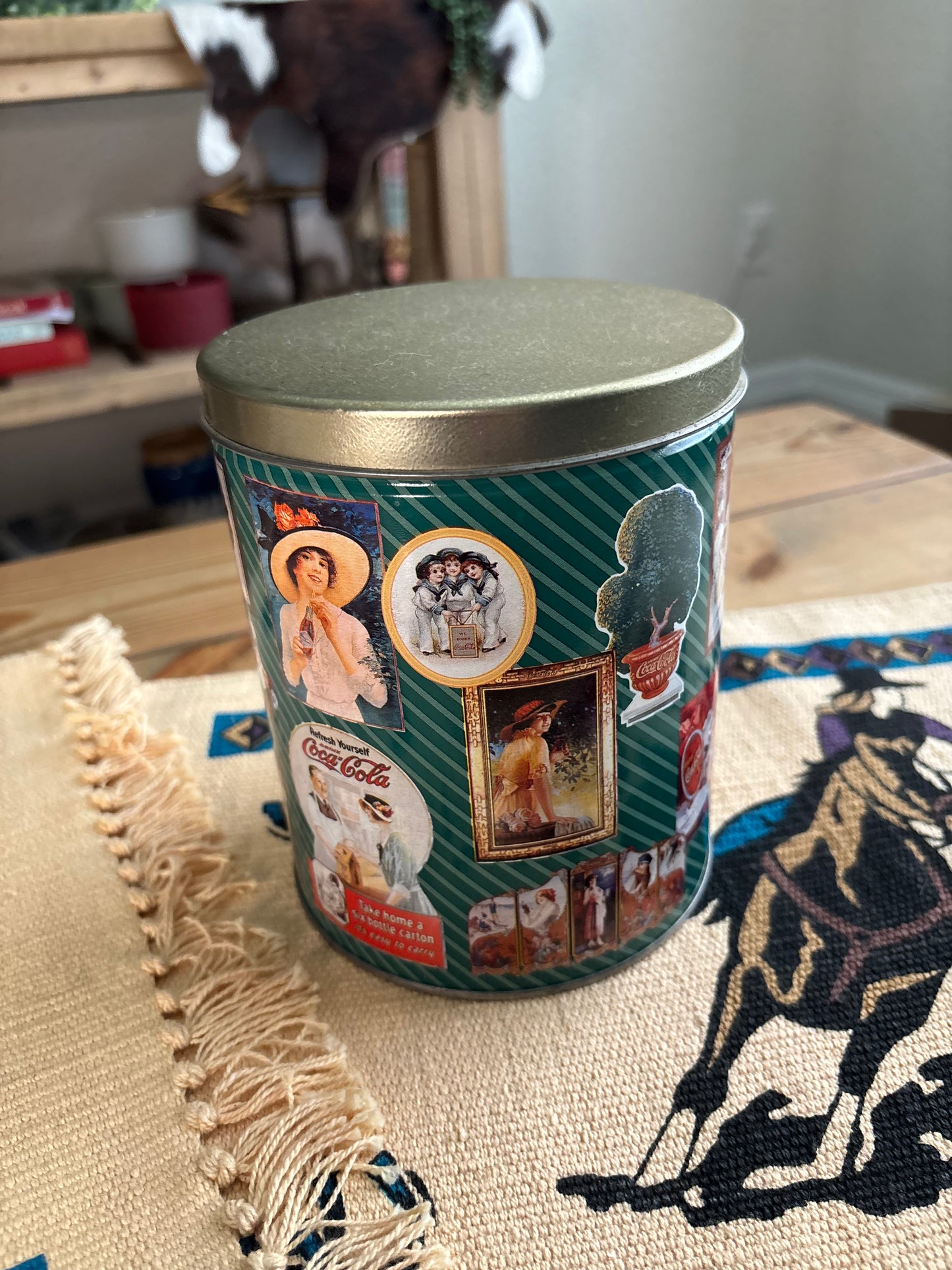 *VINTAGE* COCA COLA *EMPTY* PUZZLE TIN