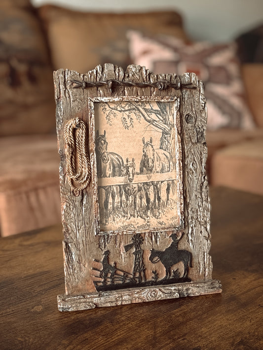 *VINTAGE* HORSE, FARM, RUSTIC PICTURE FRAME