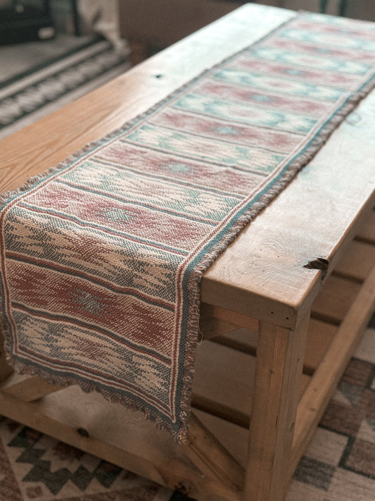 AZTEC WOLVEN TABLE RUNNER *VINTAGE*