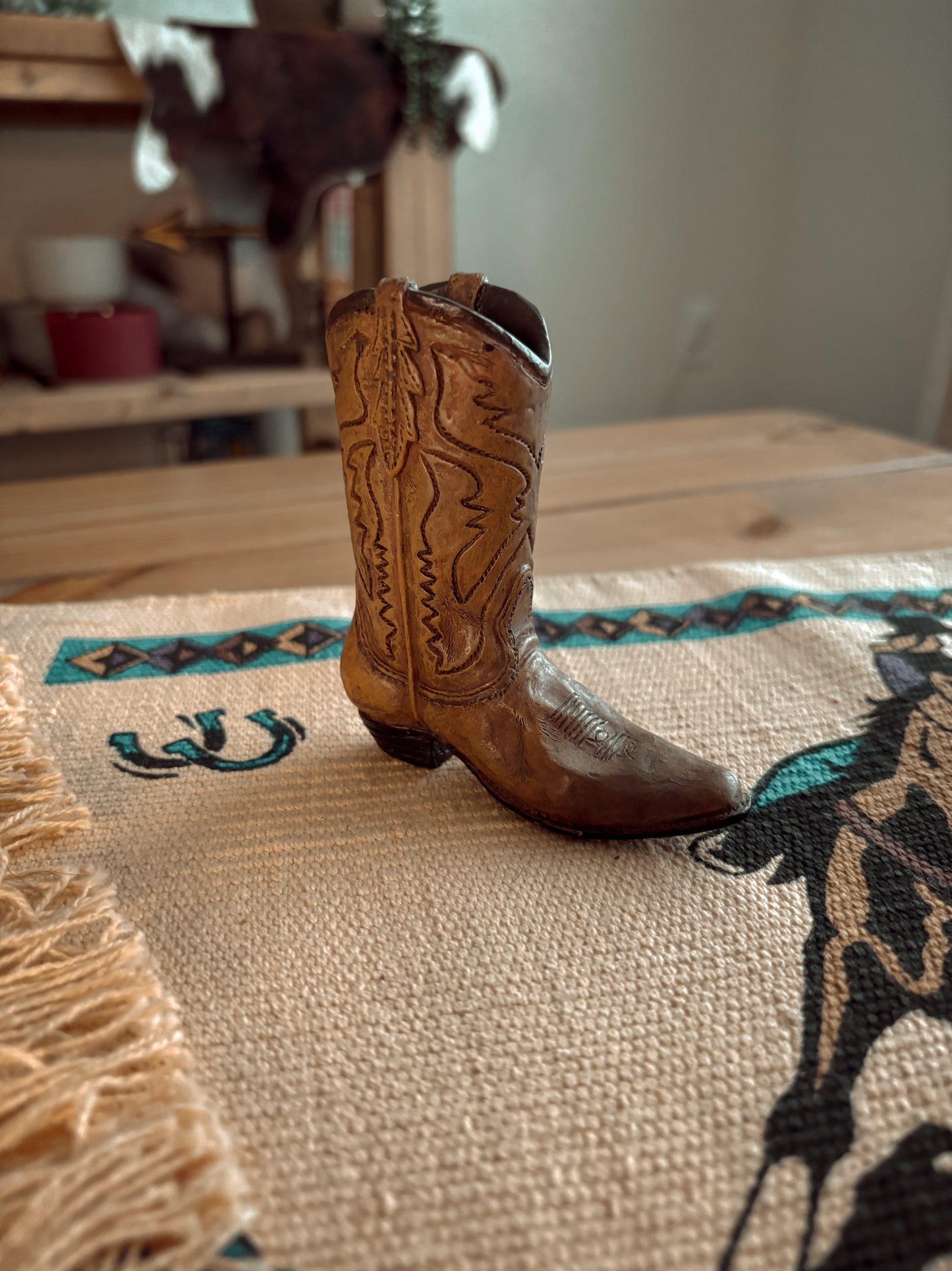 *VINTAGE* MINI CERAMIC COWBOY BOOT