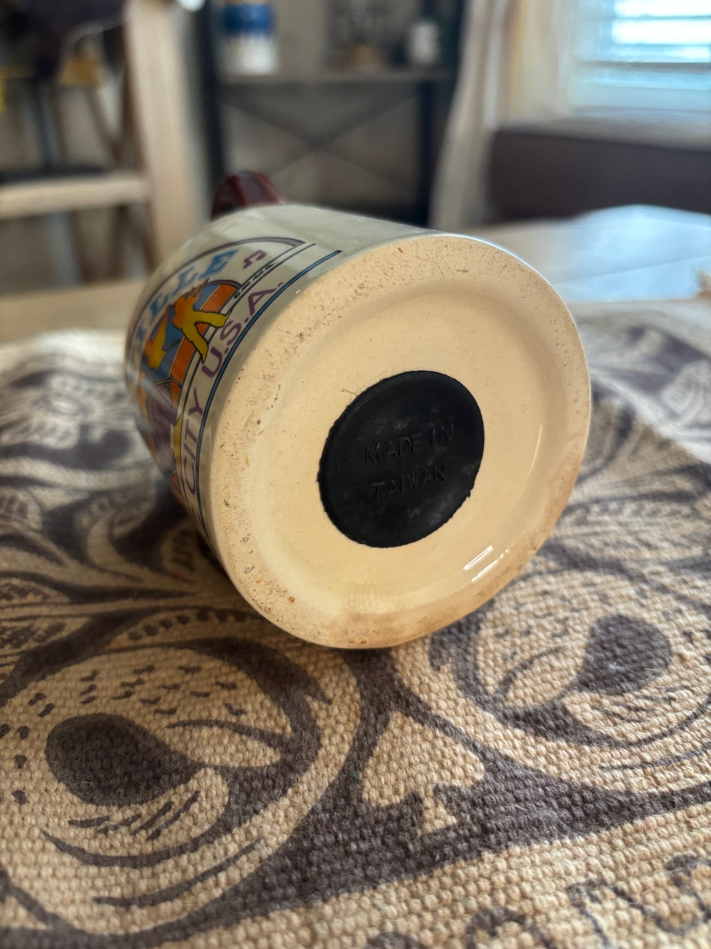 *VINTAGE* NASHVILLE WHISKEY JUG COIN BANK