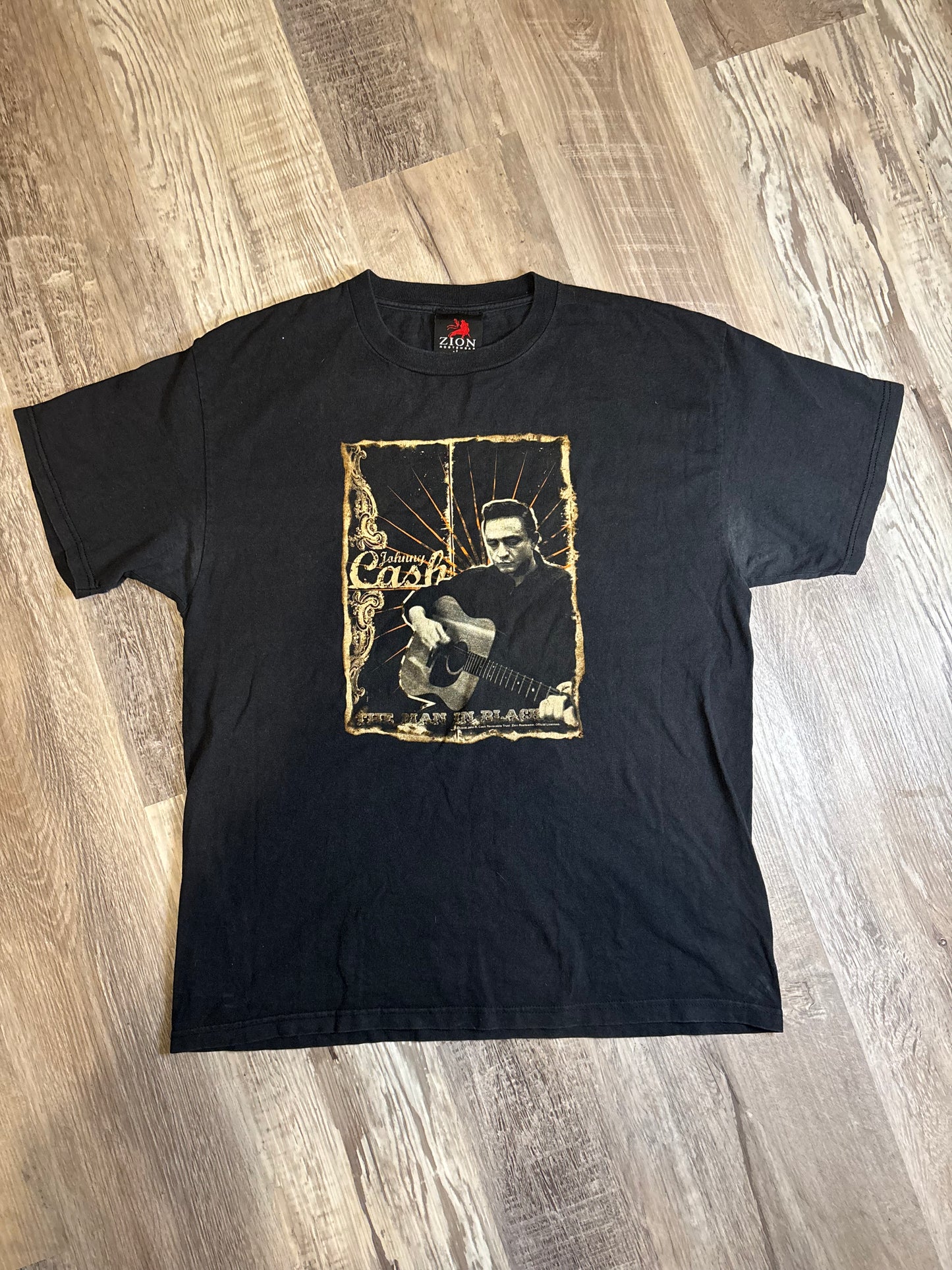 JOHNNY CASH THE MAN IN BLACK TEE *VINTAGE*