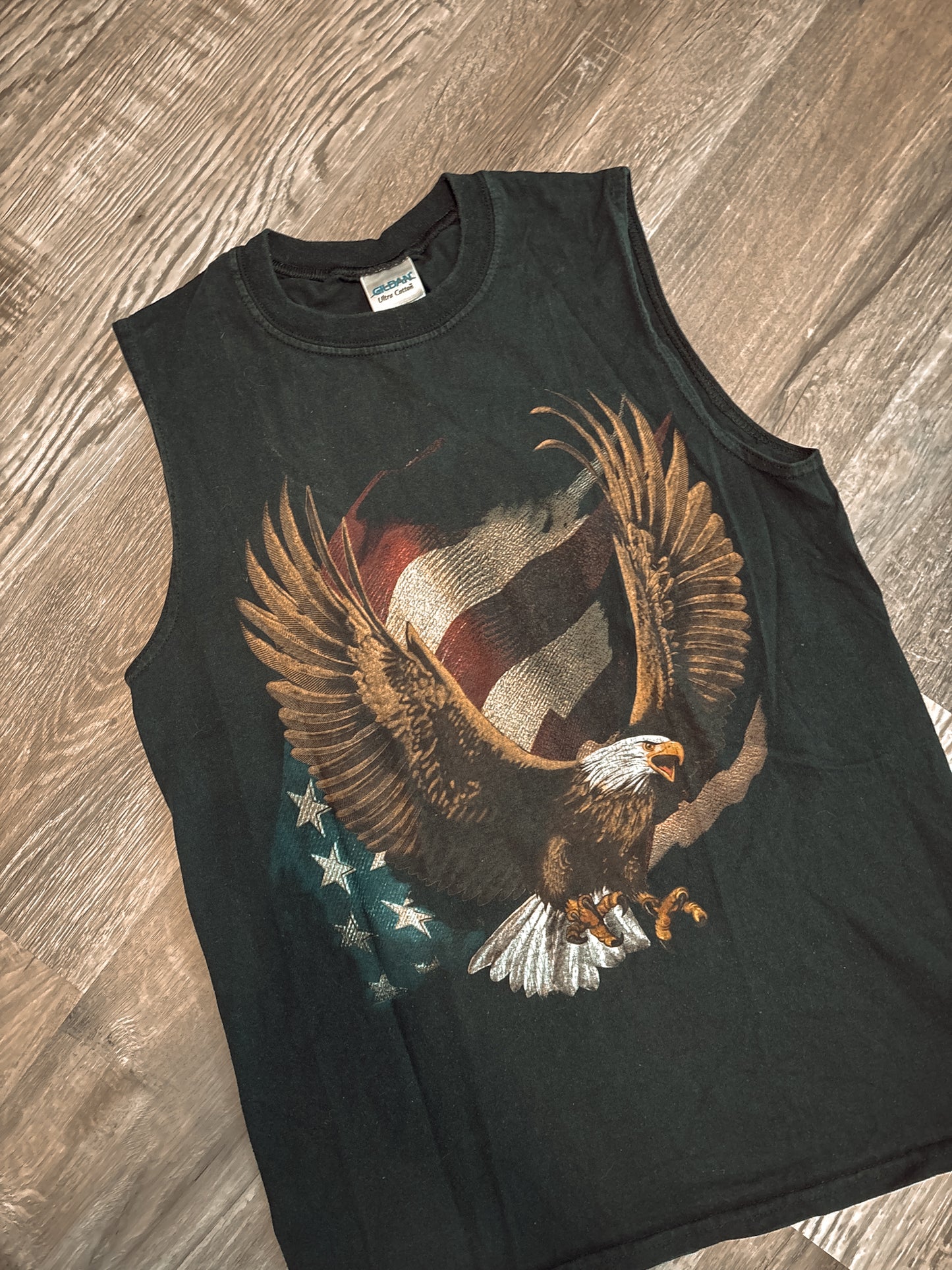 *VINTAGE* AMERICAN FLAG EAGLE TANK TOP CUT OFF TEE