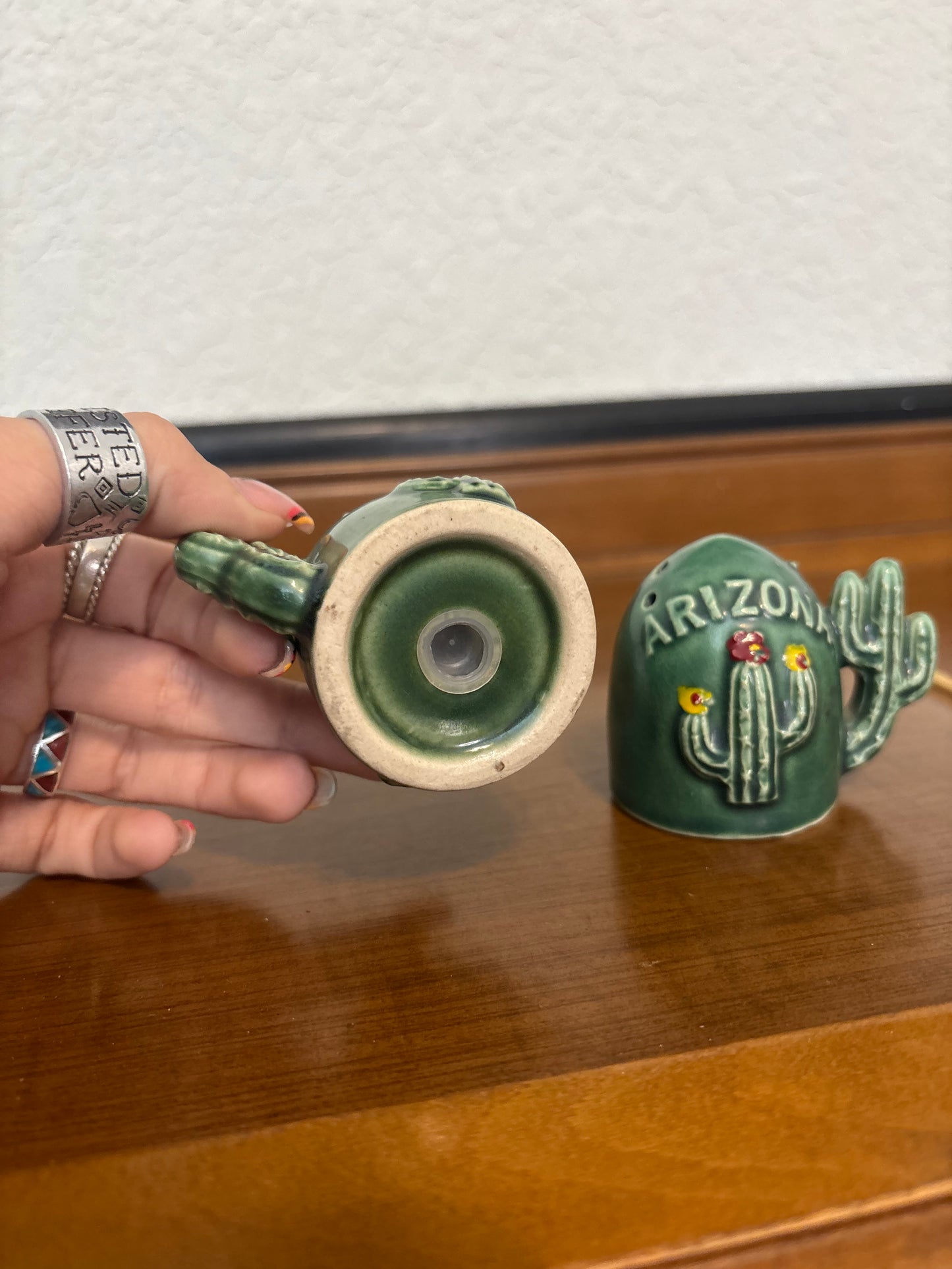 *VINTAGE* ARIZONA CACTUS SALT & PEPPER SHAKER SET