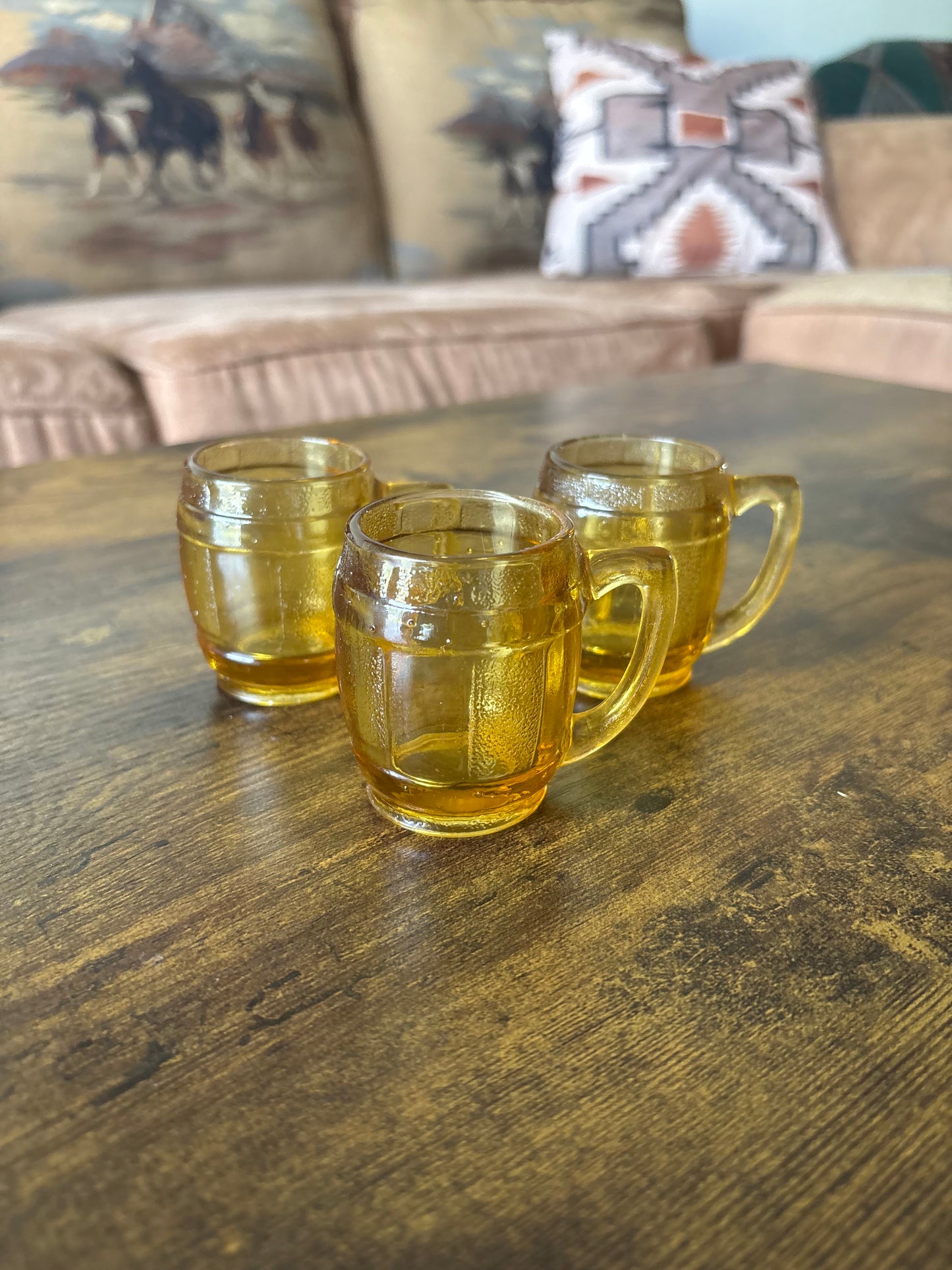 *VINTAGE* HAZEL ATLAS MINI WHISKEY BARREL SHOT GLASSES (SET OF 3)