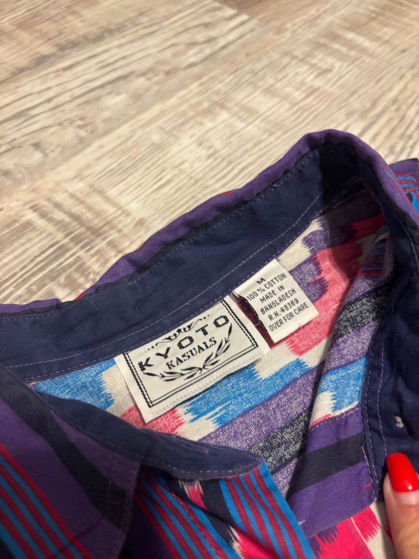 *VINTAGE* KYOTO PINK/PURPLE AZTEC BUTTON UP