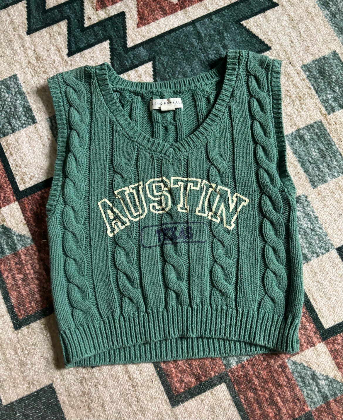 AUSTIN TEXAS SWEATER VEST CROP
