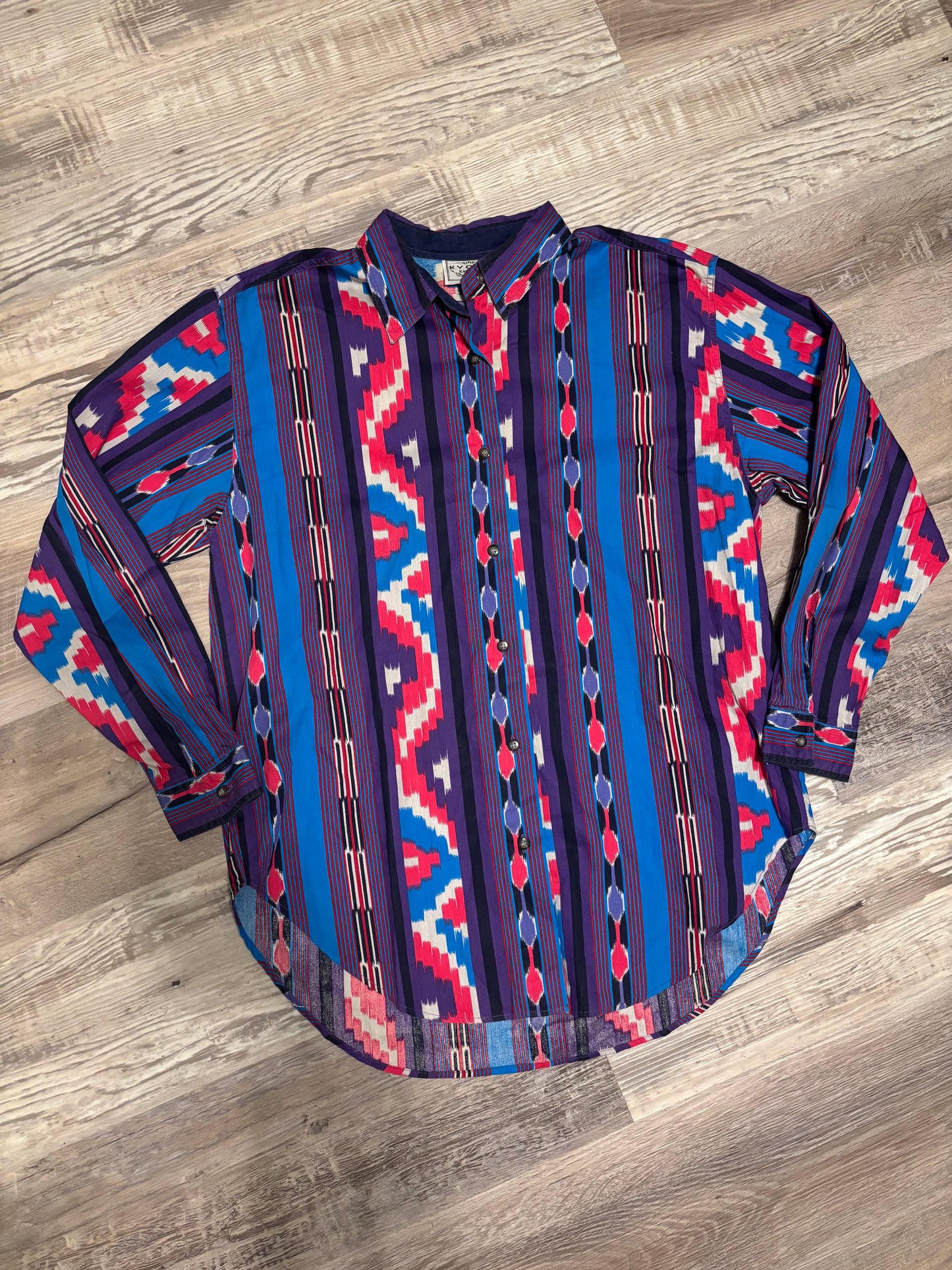 *VINTAGE* KYOTO PINK/PURPLE AZTEC BUTTON UP