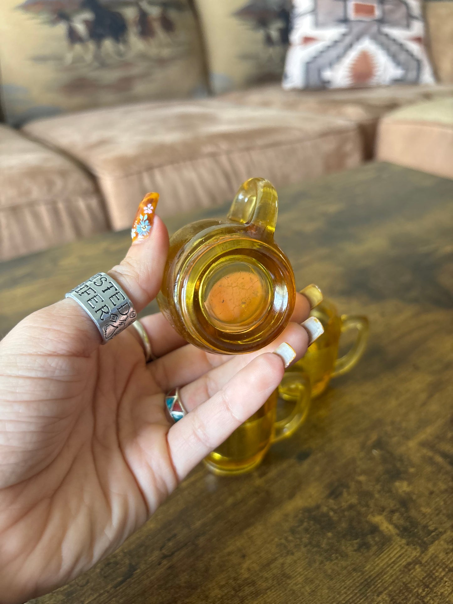 *VINTAGE* HAZEL ATLAS MINI WHISKEY BARREL SHOT GLASSES (SET OF 3)