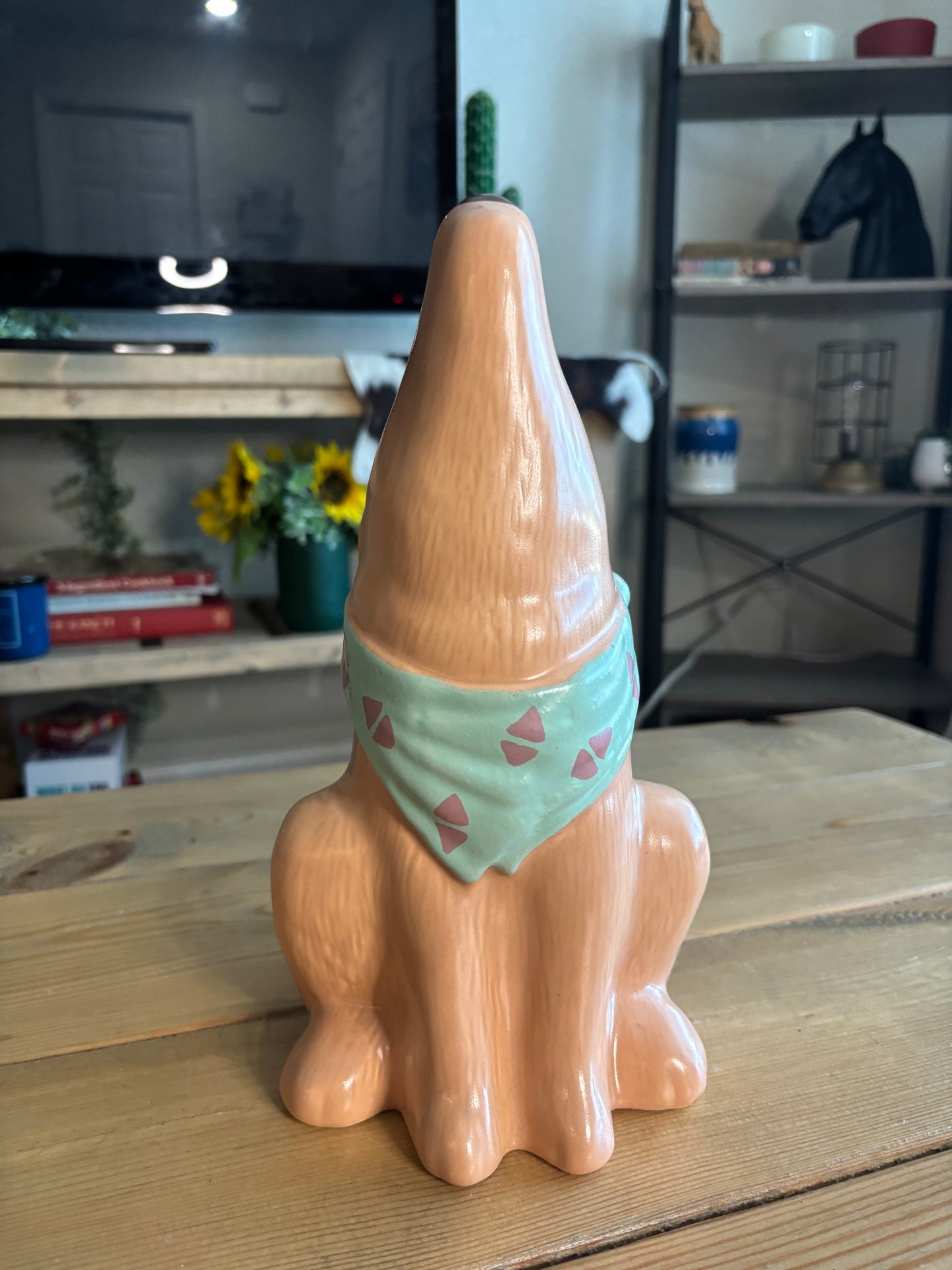 *VINTAGE* COYOTE UTENSIL HOLDER