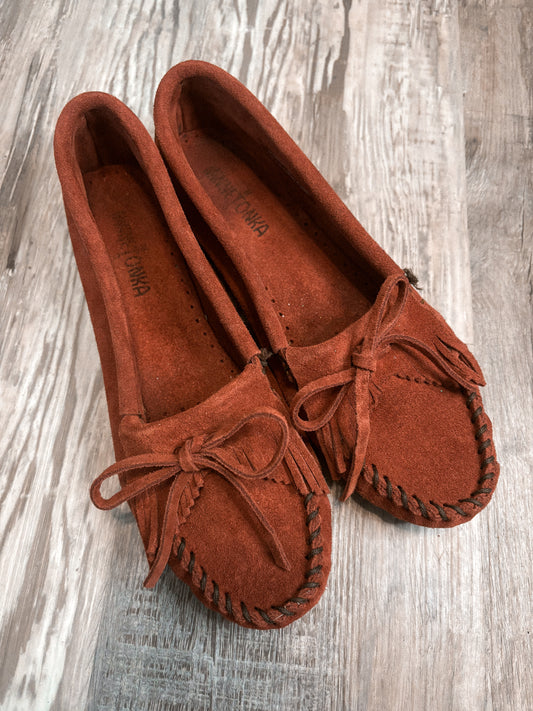 MINNETONKA KILTY MOCCASINS