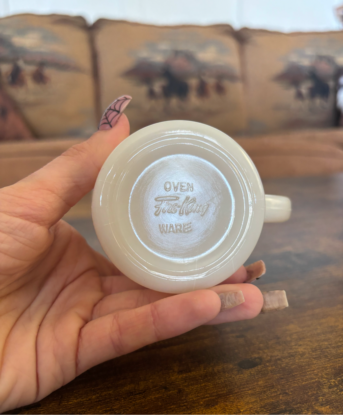 DAVY CROCKETT MILK GLASS MUG *VINTAGE*