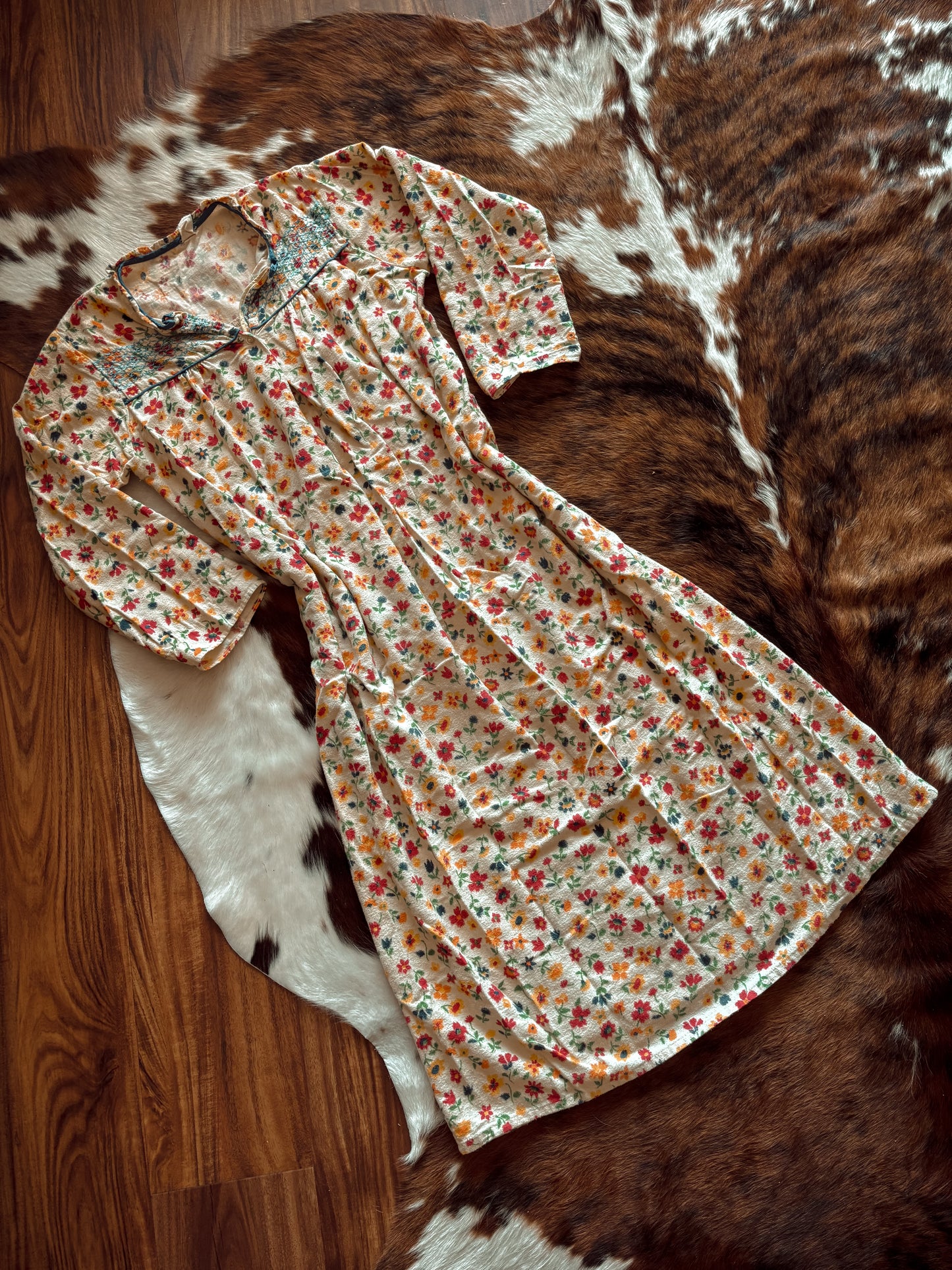 Floral Night gown *VINTAGE*