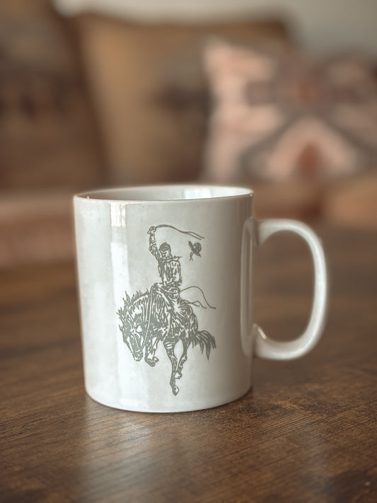 *VINTAGE* MARLBORO MAN BRONC COFFEE MUG