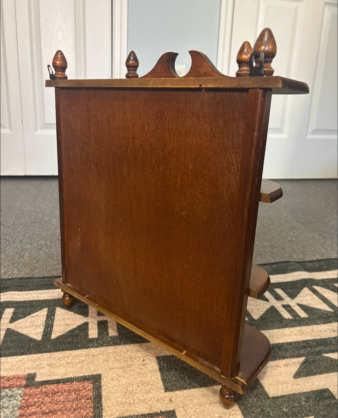 CURIO CABINET *VINTAGE*