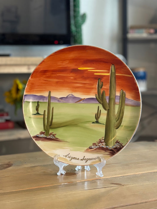 *VINTAGE* ARIZONA CACTUS DECORATIVE PLATE