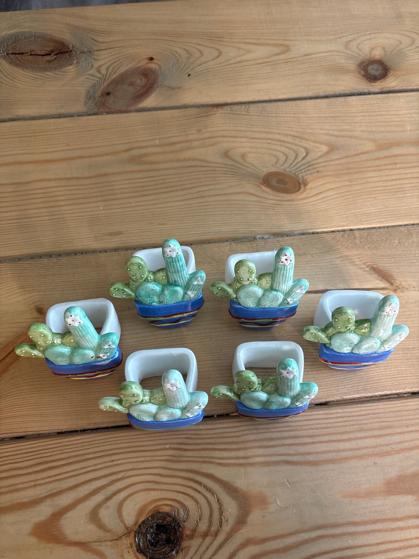 *VINTAGE* CERAMIC CACTUS NAPKIN RING HOLDERS SET OF 6