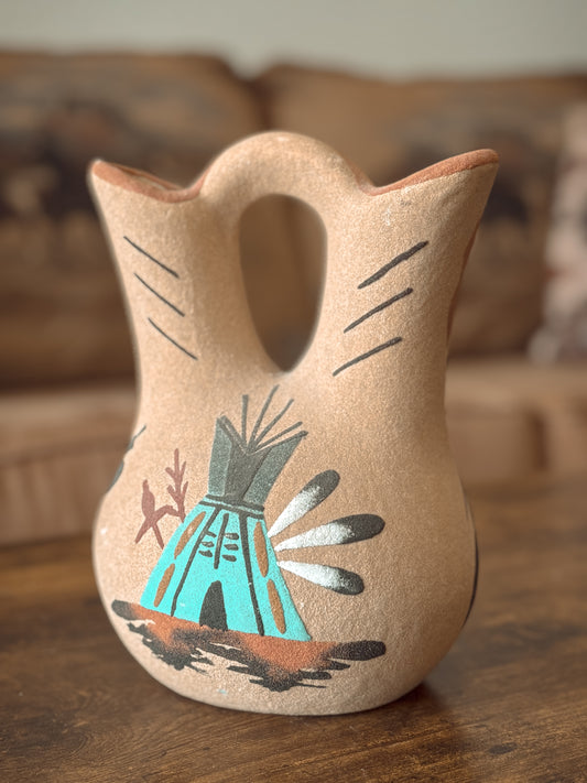 *VINTAGE* LARGE SAND PAINTING TEEPEE UNITY WEDDING VASE NATIVE AMERICAN