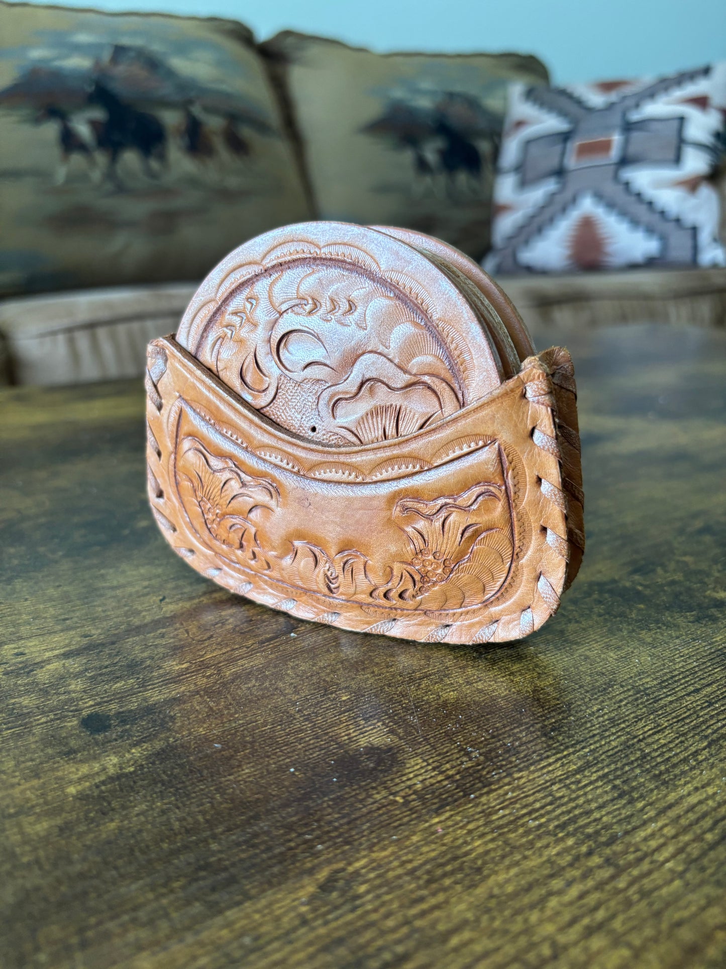 *VINTAGE* PARAGUAY LEATHER TOOLED COASTERS SET OF 6 WITH HOLDER