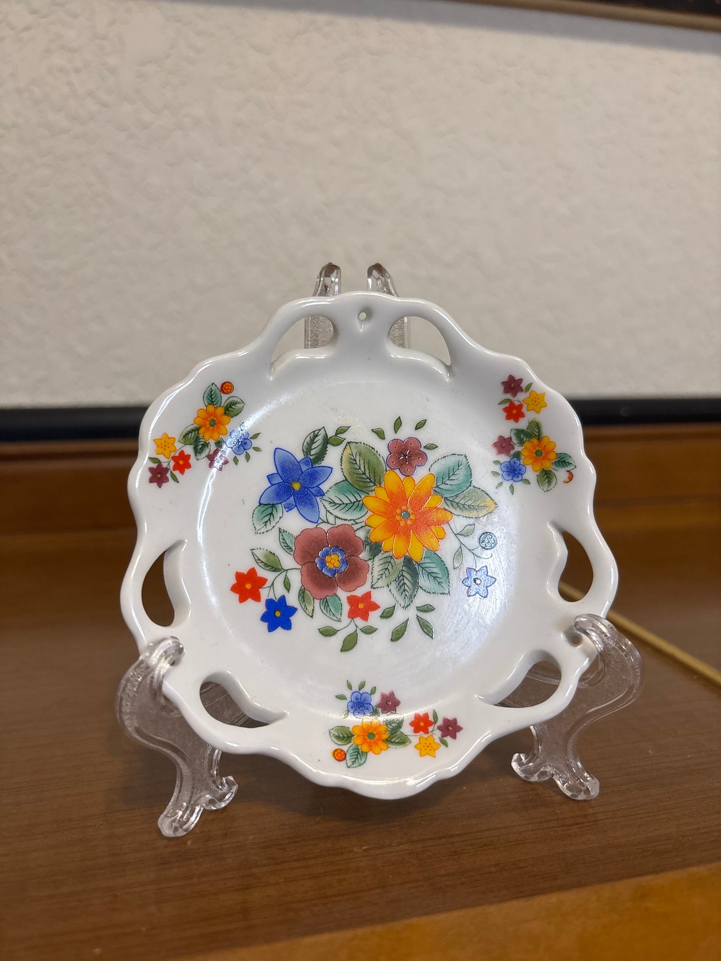 *VINTAGE* FLORAL TRINKET RING DISH