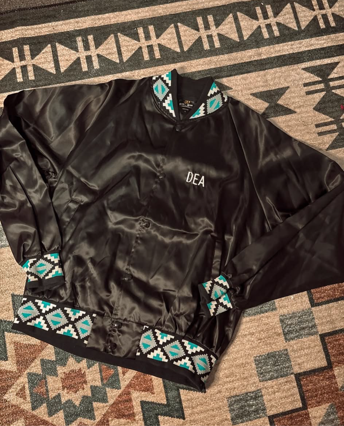 AZTEC SATIN BOMBER JACKET *VINTAGE*