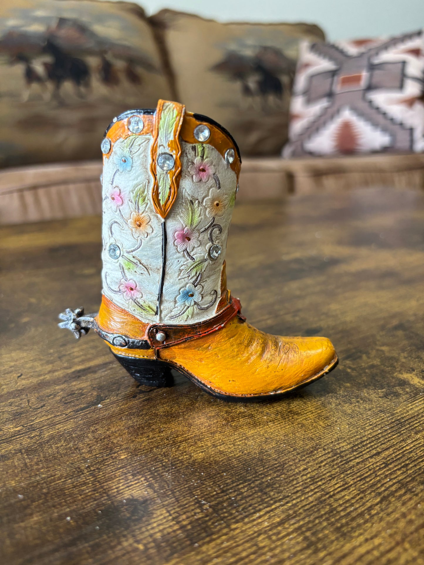 MINI DECORATIVE BOOT
