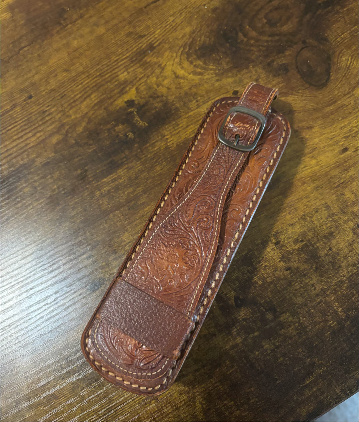 LEATHER TOOLED CLOTHES BRUSH *VINTAGE*