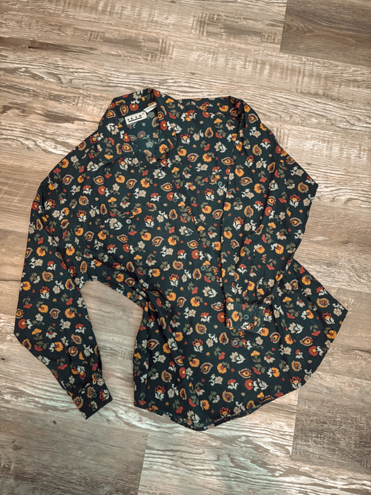 *VINTAGE* FLORAL BUTTON UP