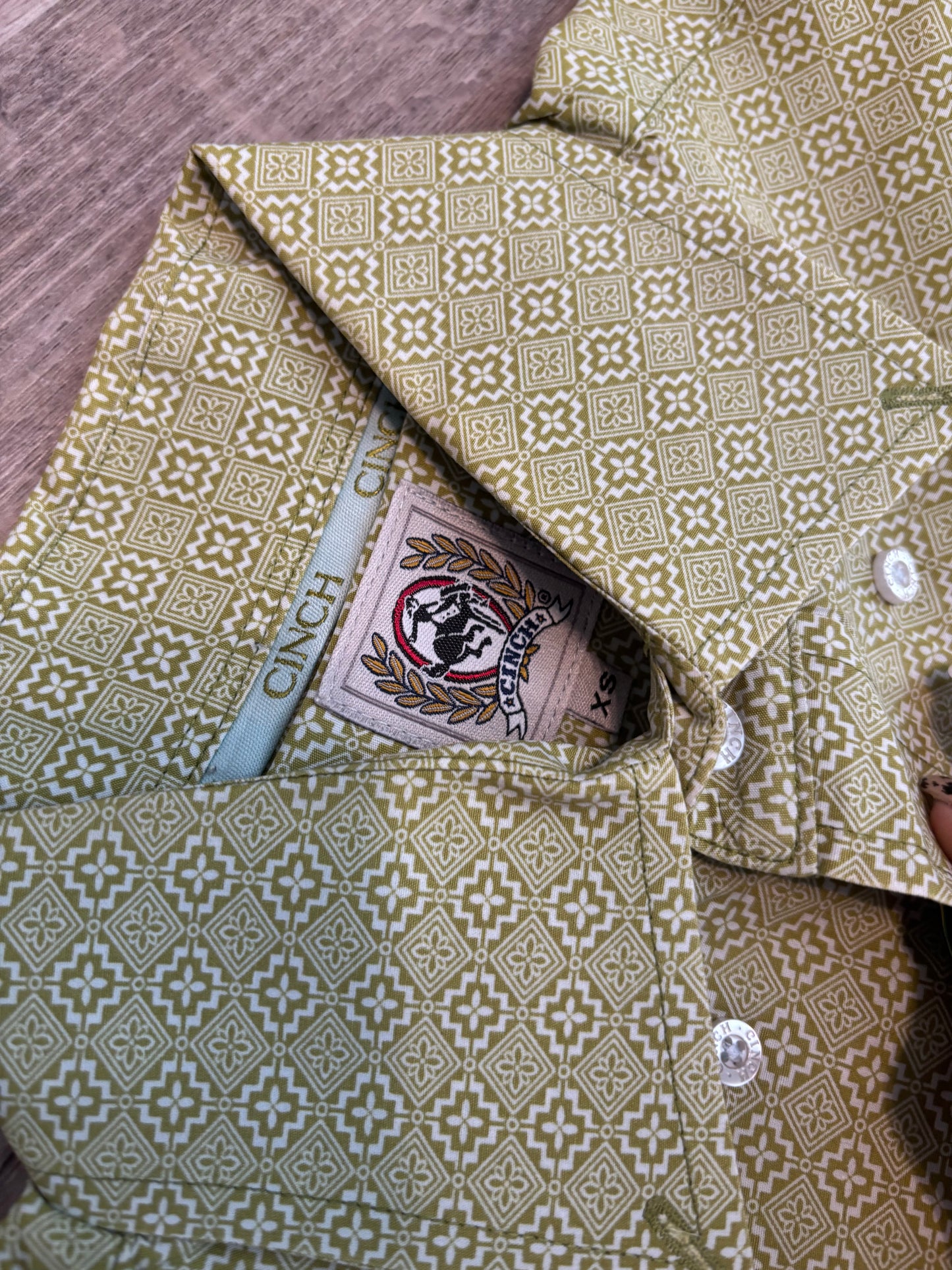 LIME GREEN CINCH BUTTON UP SHIRT