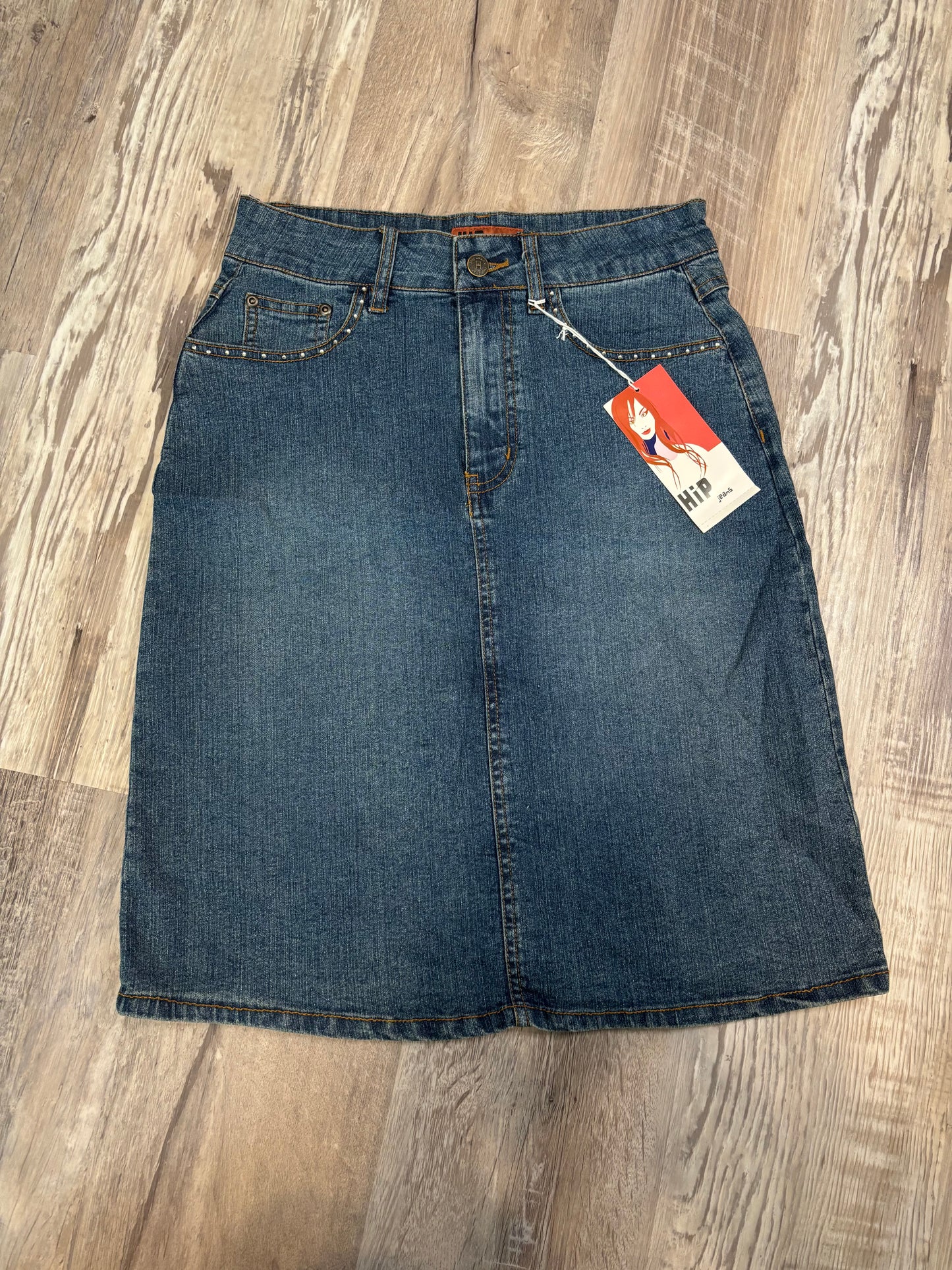 27” RHINESTONE HORSESHOE HIP JEANS DENIM SKIRT *DEADSTOCK*