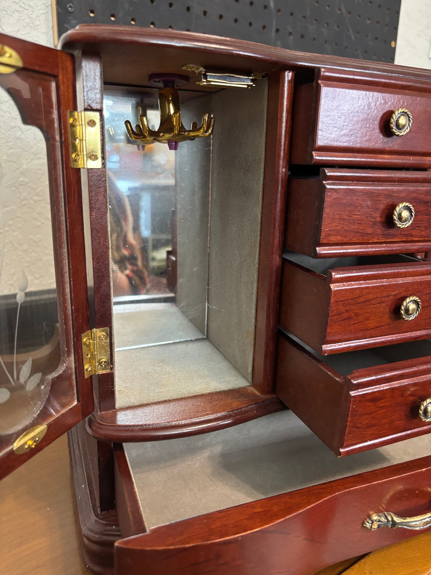 *VINTAGE* LARGE JEWELRY ARMOIRE BOX