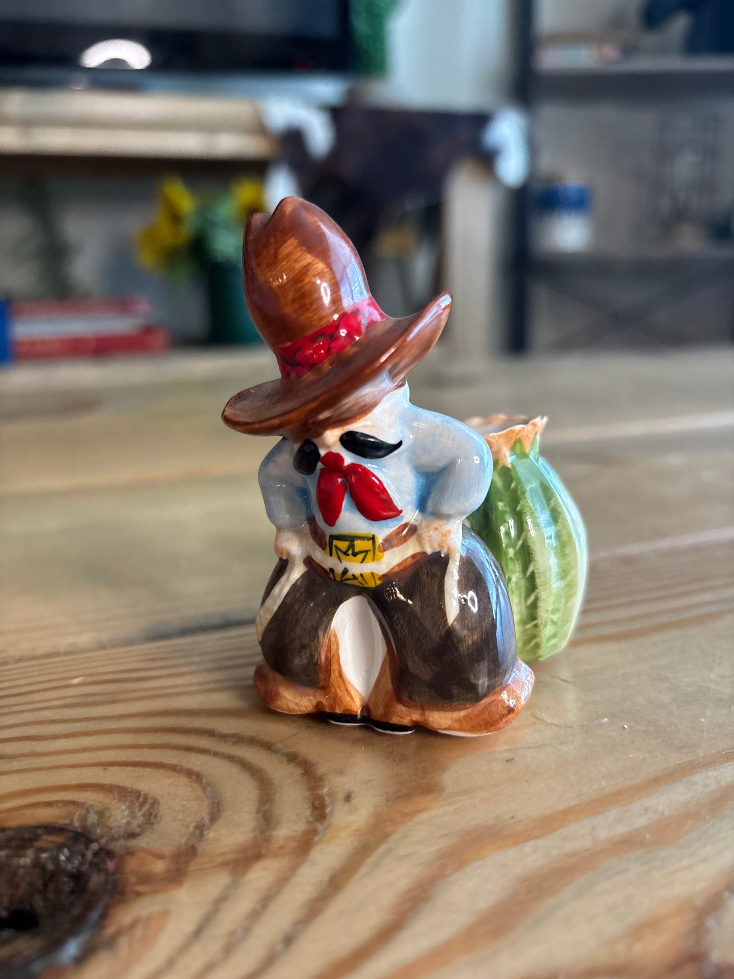 *VINTAGE* SOMBRERO MAN TOOTHPICK HOLDER