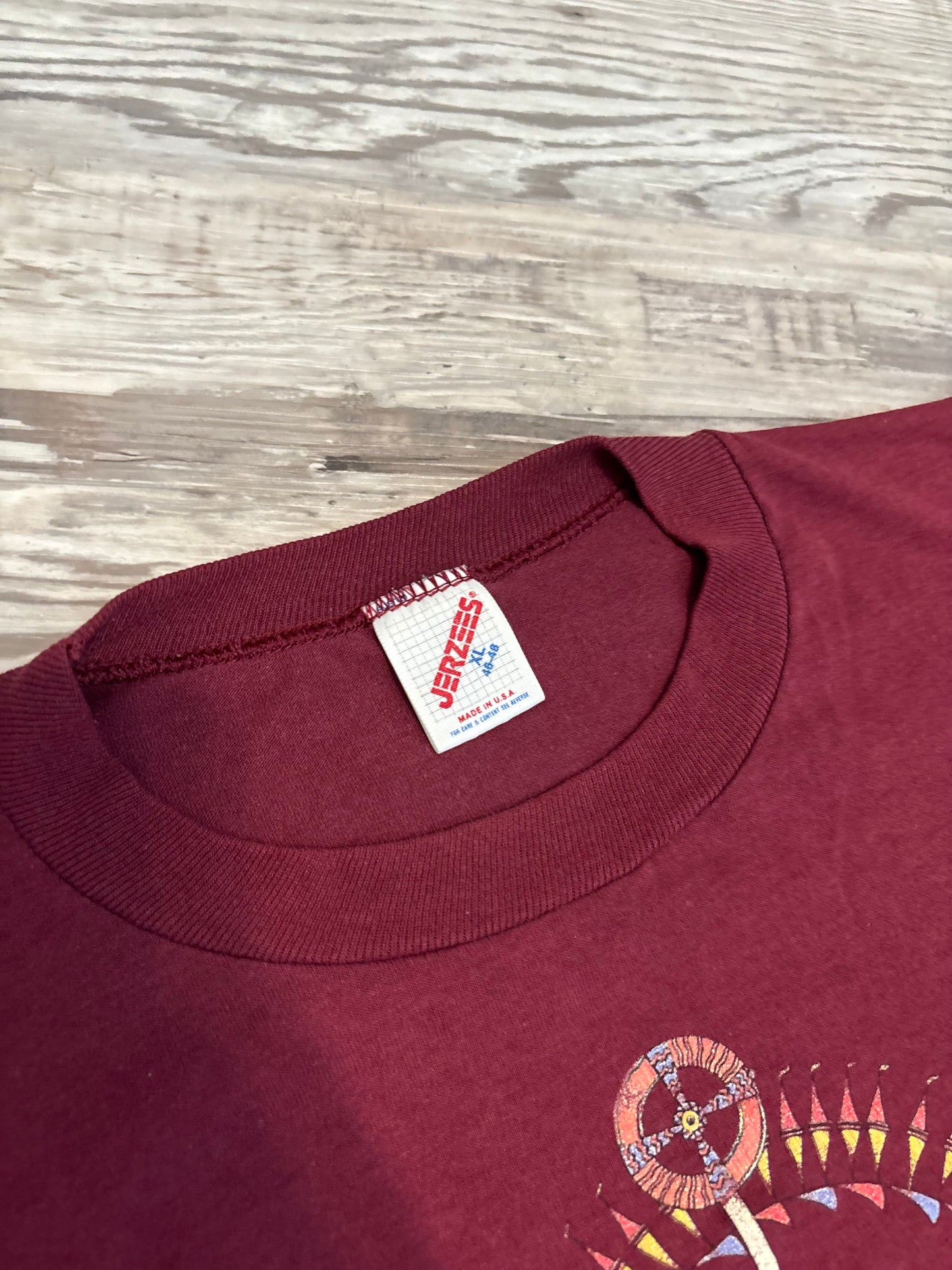 *VINTAGE* NATIVE BISON BULL SKULL TEE