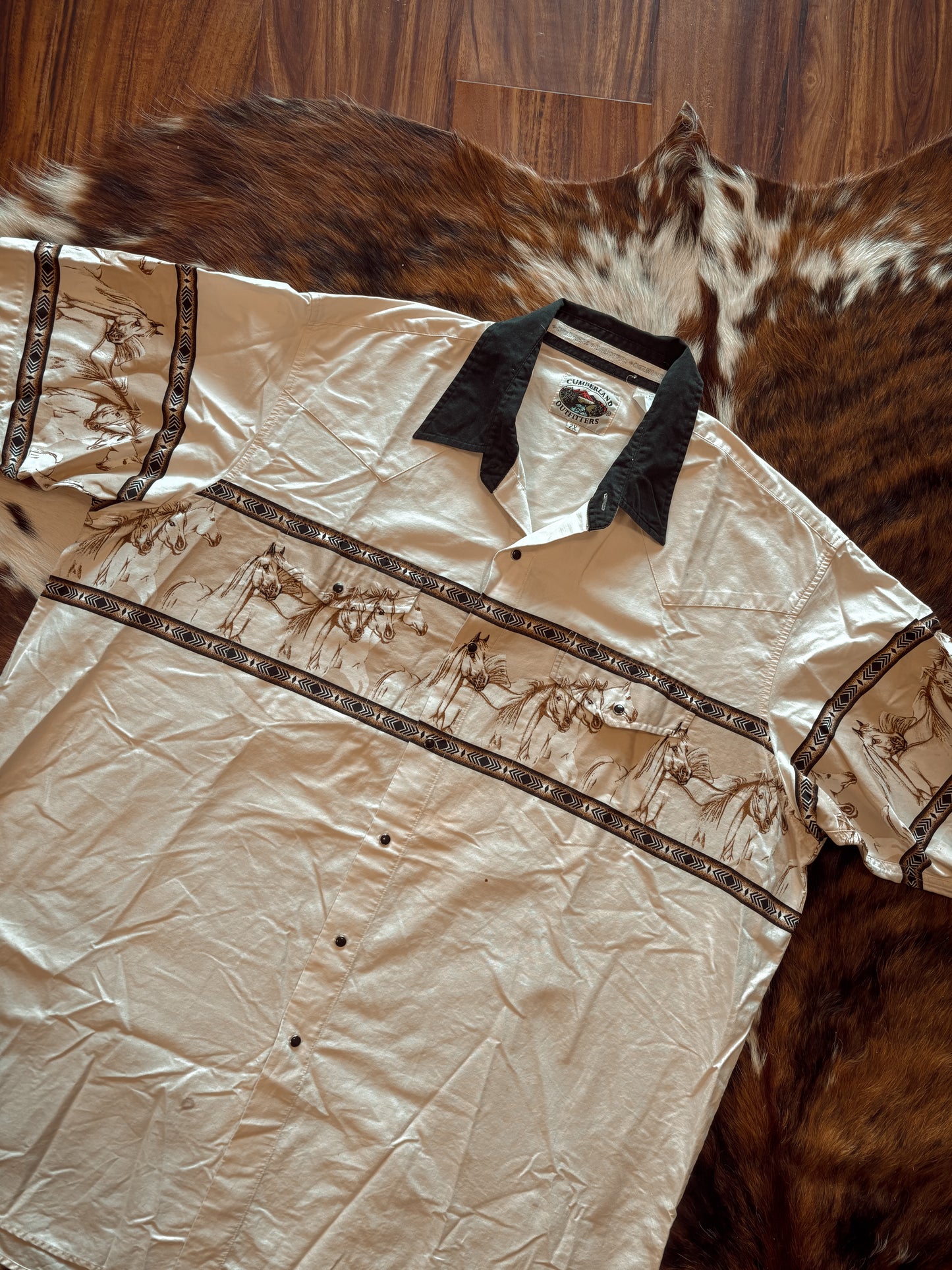 *VINTAGE* HORSE AOP PEARL SNAP