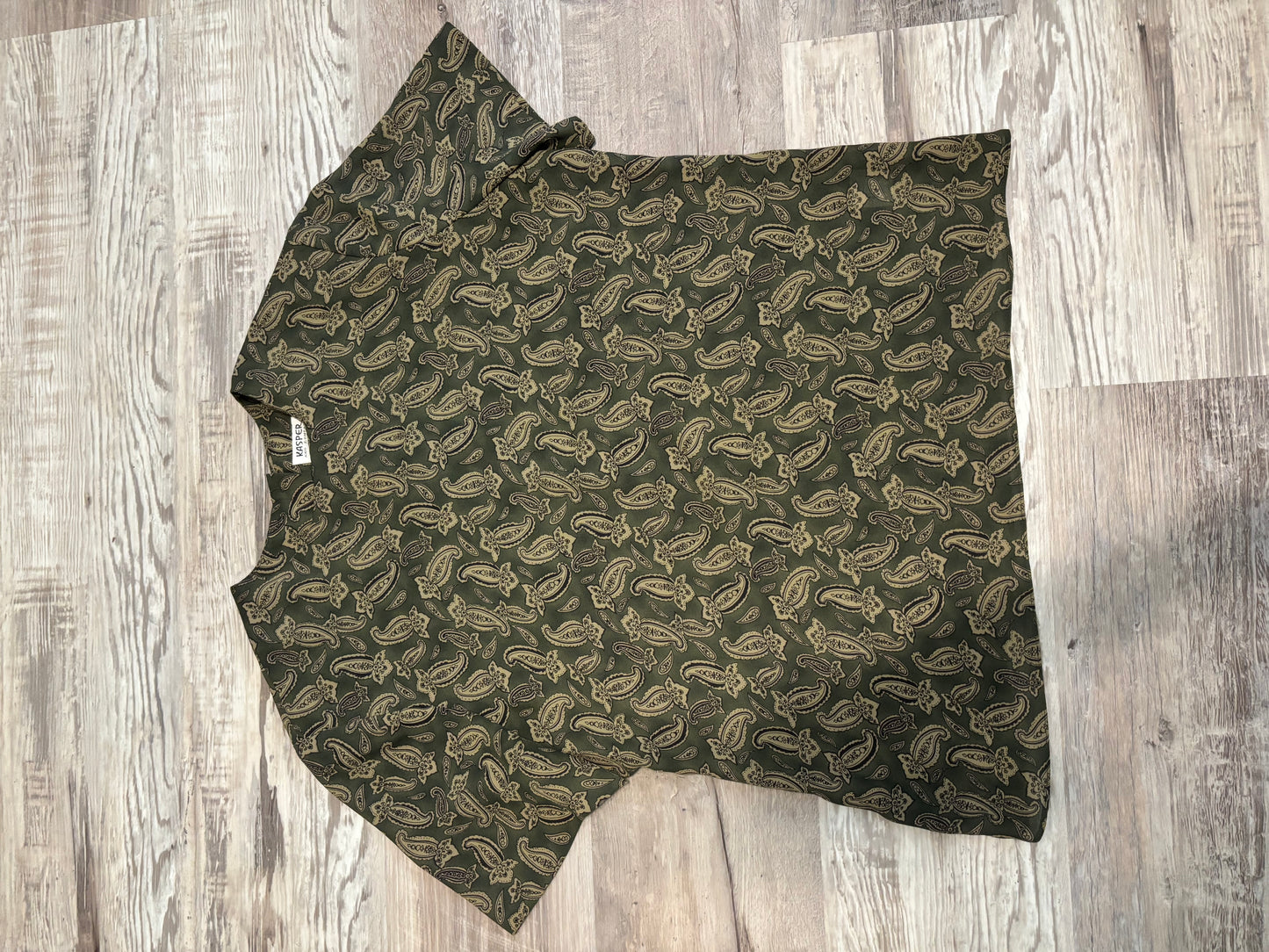 *VINTAGE* GREEN PAISLEY BLOUSE TOP