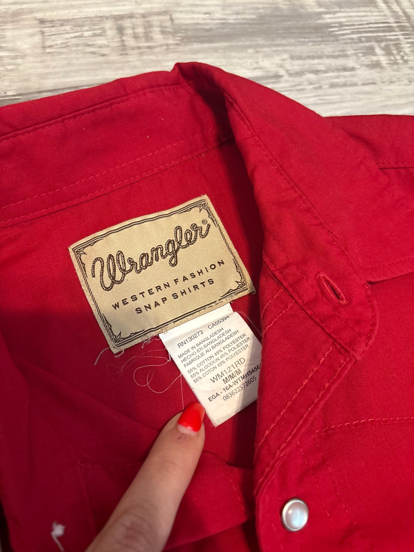 RED SHORT SLEEVED WRANGLER PEARL SNAP