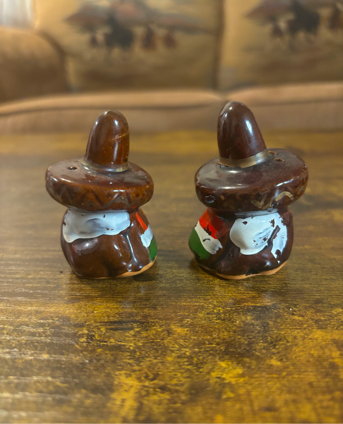 MEXICAN SOMBREROS SALT & PEPPER SHAKER SET *VINTAGE*