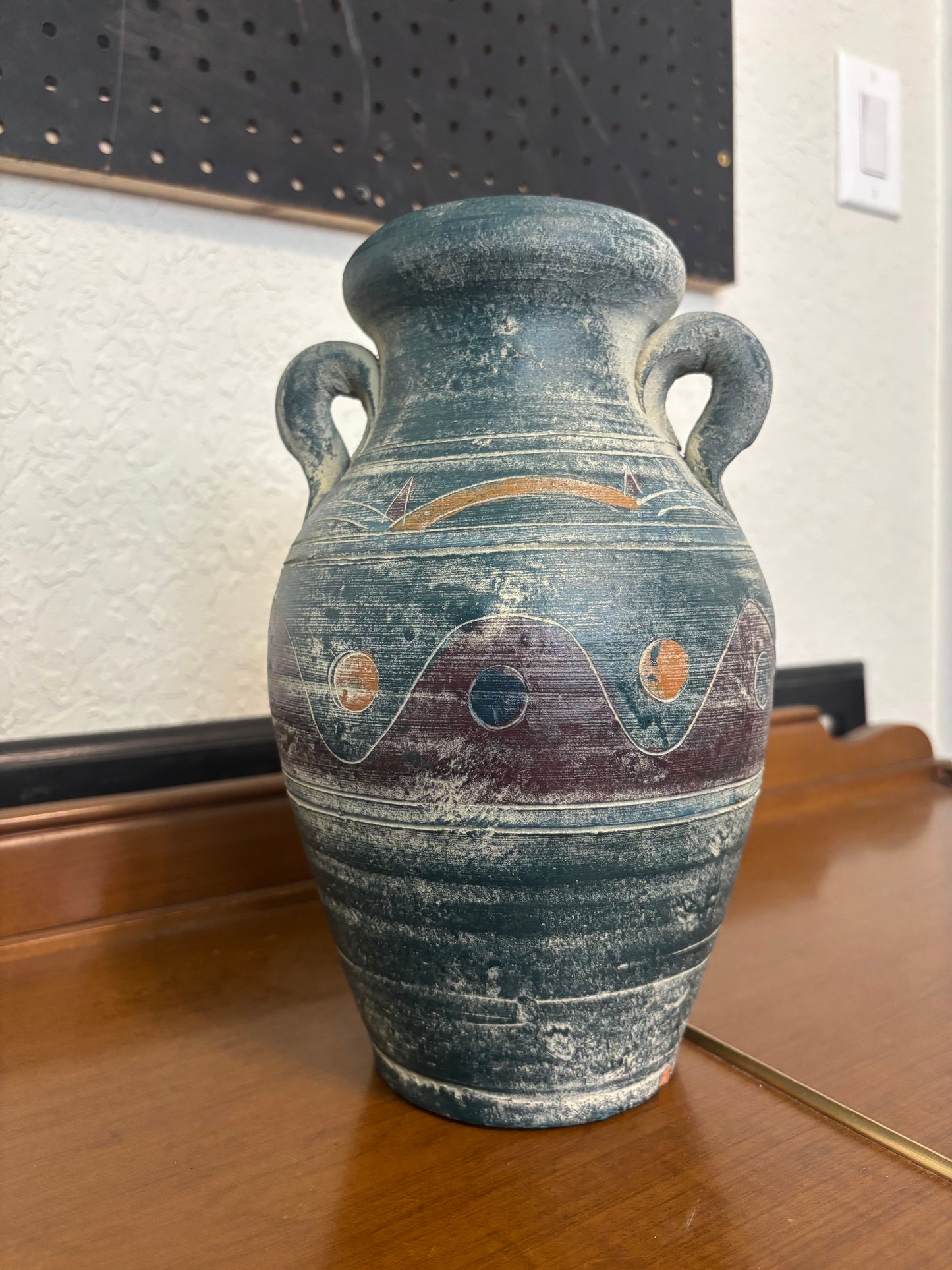 *VINTAGE* RIVER JUNCTION POTTERY VASE