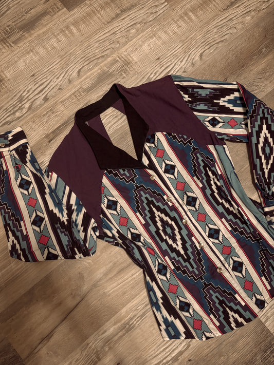 *VINTAGE* PURPLE/ PINK AZTEC KEYHOLE BUTTON UP
