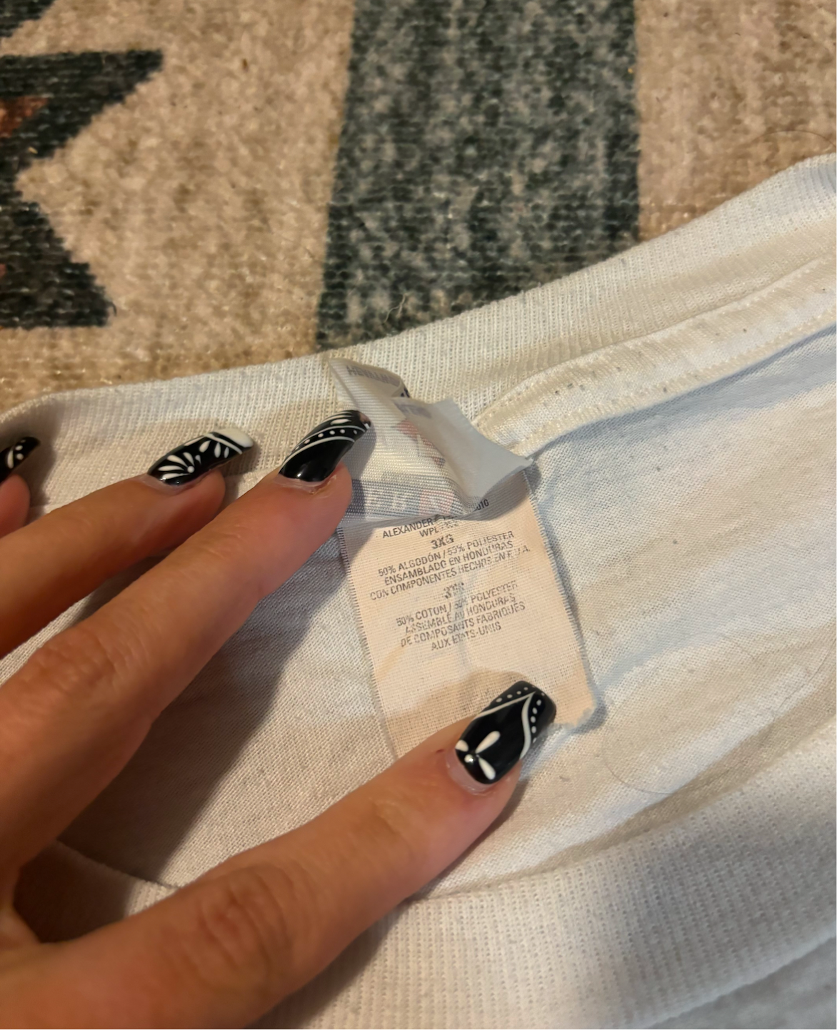 RED BARN & HORSES LONG SLEEVE TEE *VINTAGE*