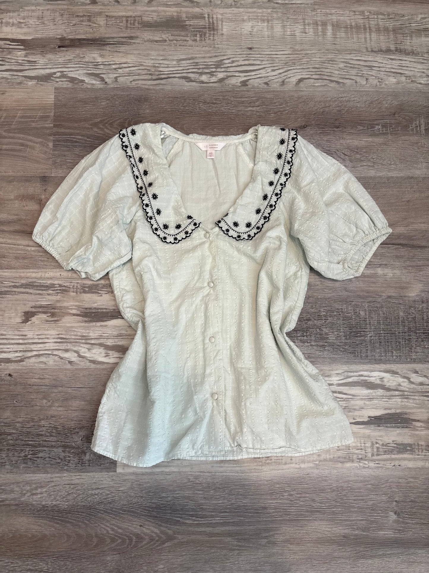 WHITE COLLARED BUBBLE SLEEVED BLOUSE