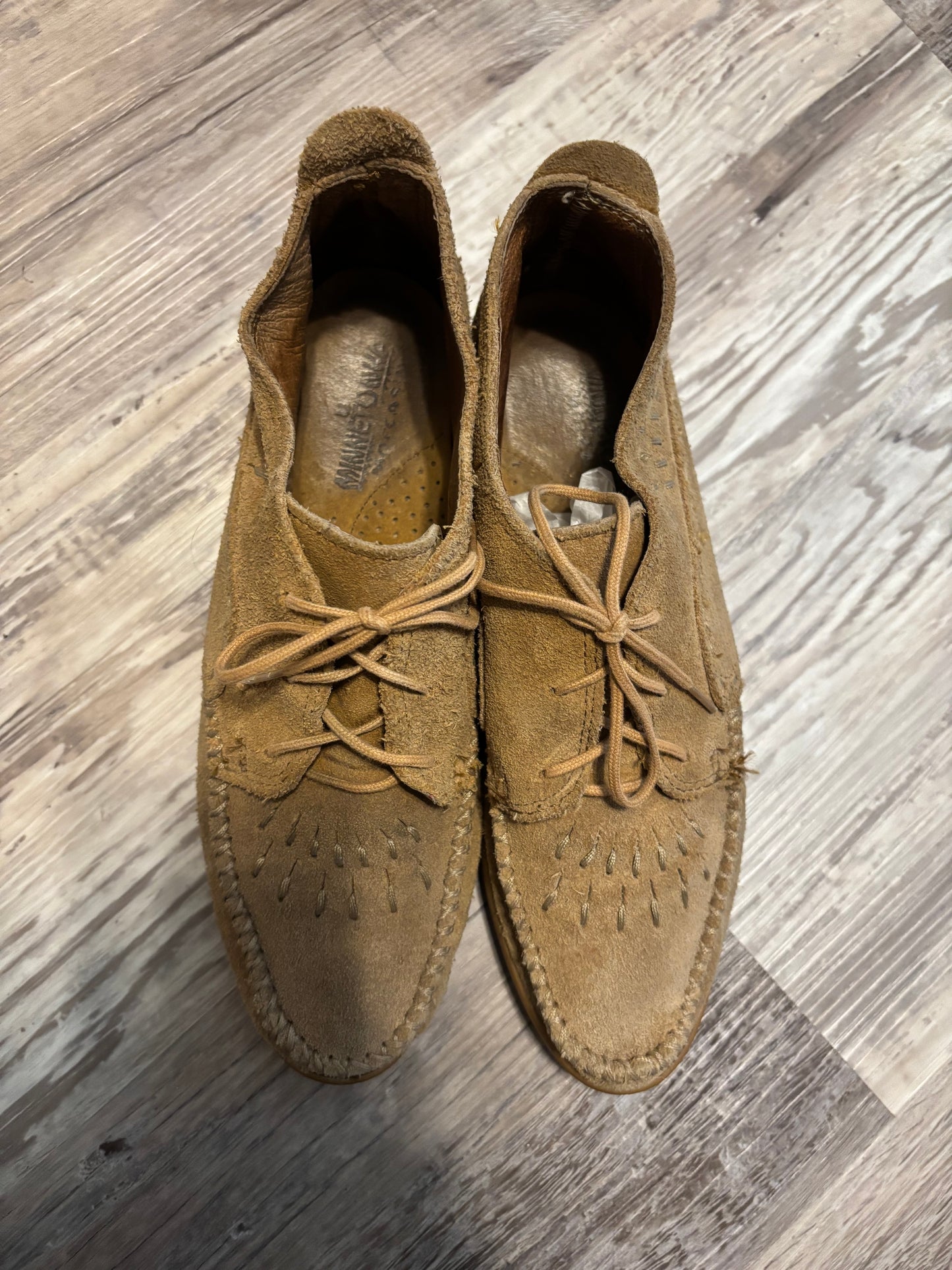 *VINTAGE* MINNETONKA BROWN SUEDE MOCCASINS