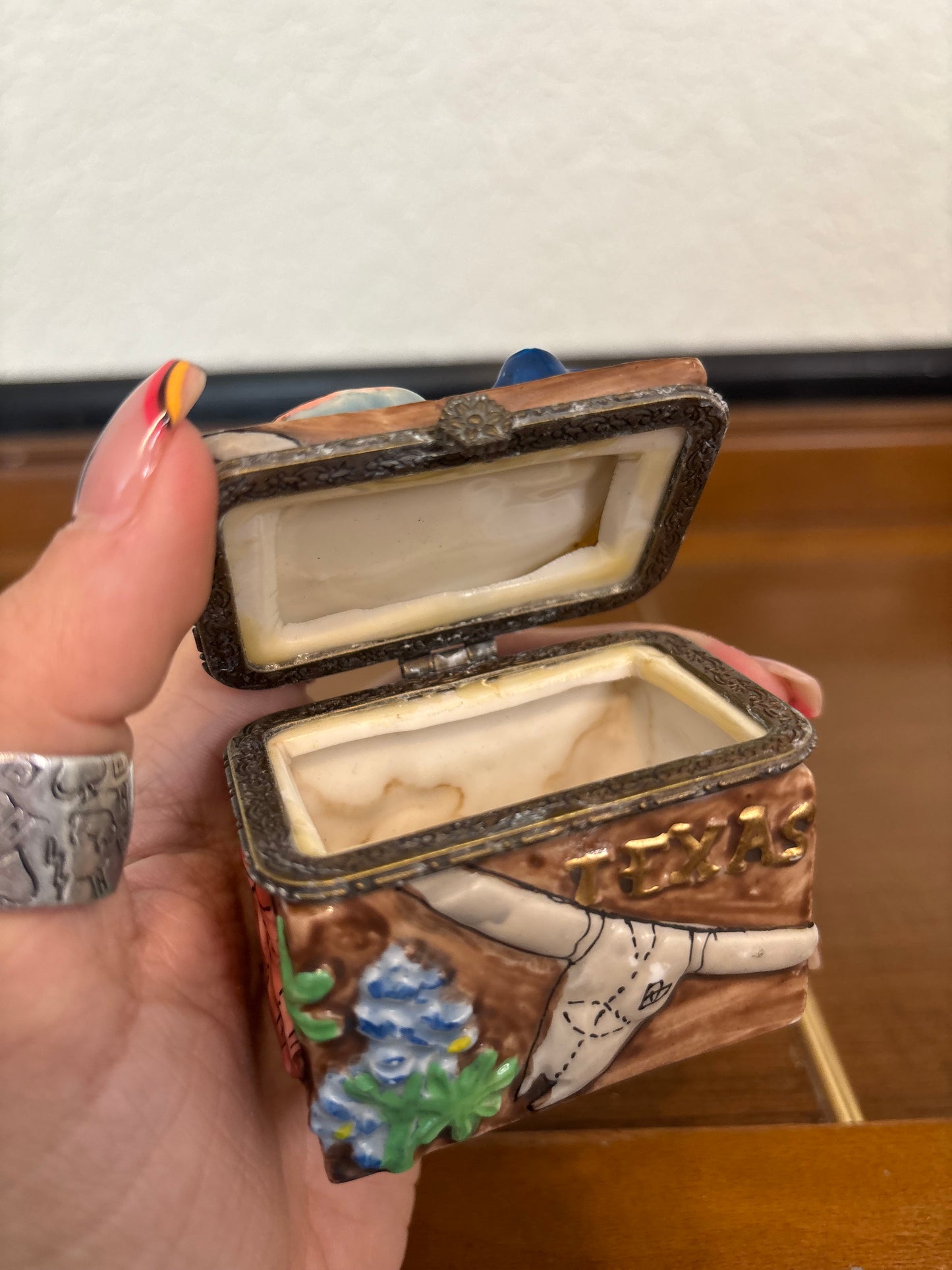 *VINTAGE* TEXAS CERAMIC TRINKET BOX