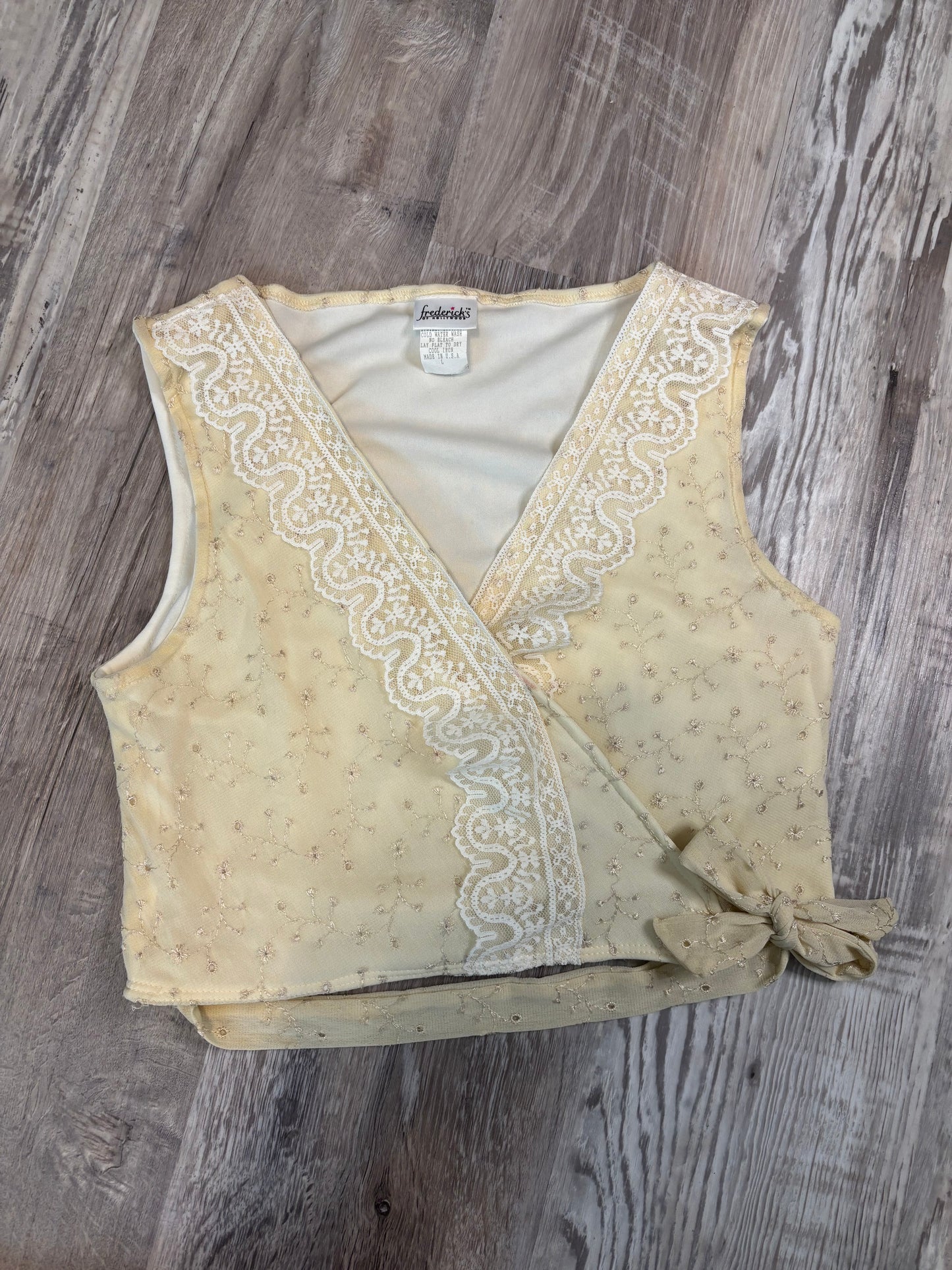 FREDERICK’S OF HOLLYWOOD YELLOW/CREAM LACE TOP *VINTAGE*