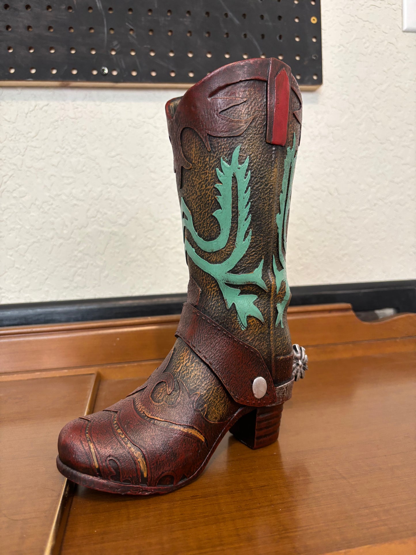 COWGIRL BOOT VASE DECOR