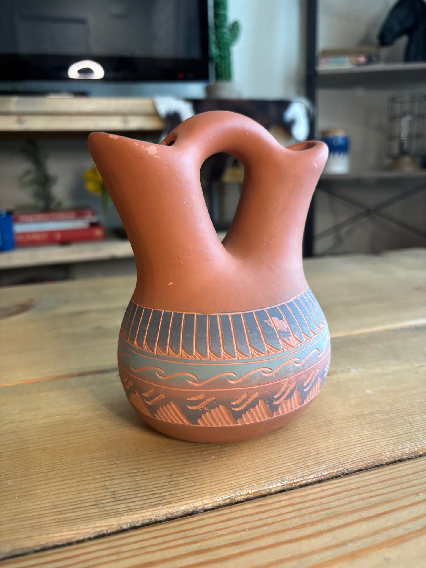 *VINTAGE* NATIVE UNITY WEDDING VASE