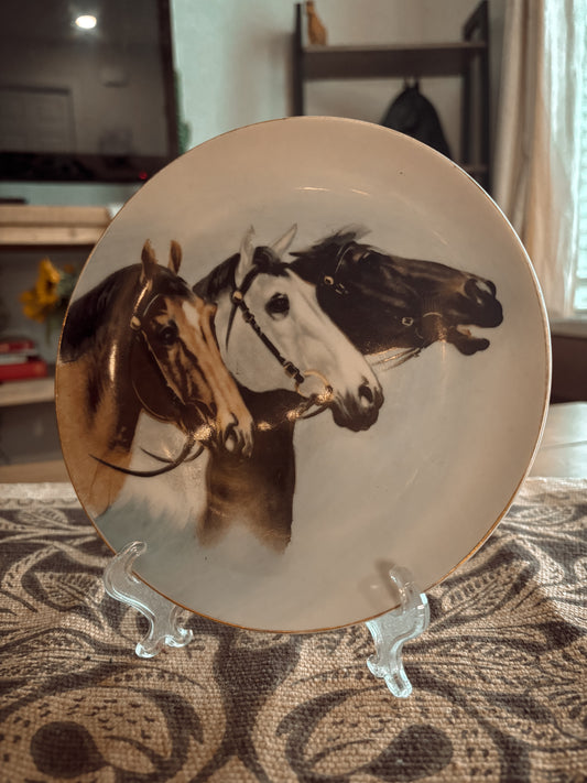 *VINTAGE* NORCREST GOLD TRIM TRIO HORSES DECORATIVE PLATE
