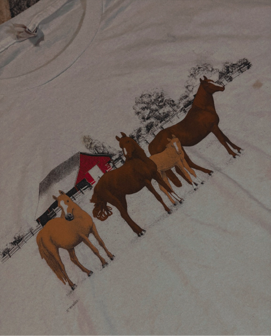 RED BARN & HORSES LONG SLEEVE TEE *VINTAGE*