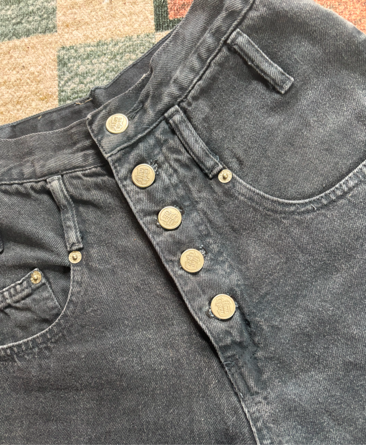 23” BLACK NADA NUFF DENIM SHORTS *VINTAGE*